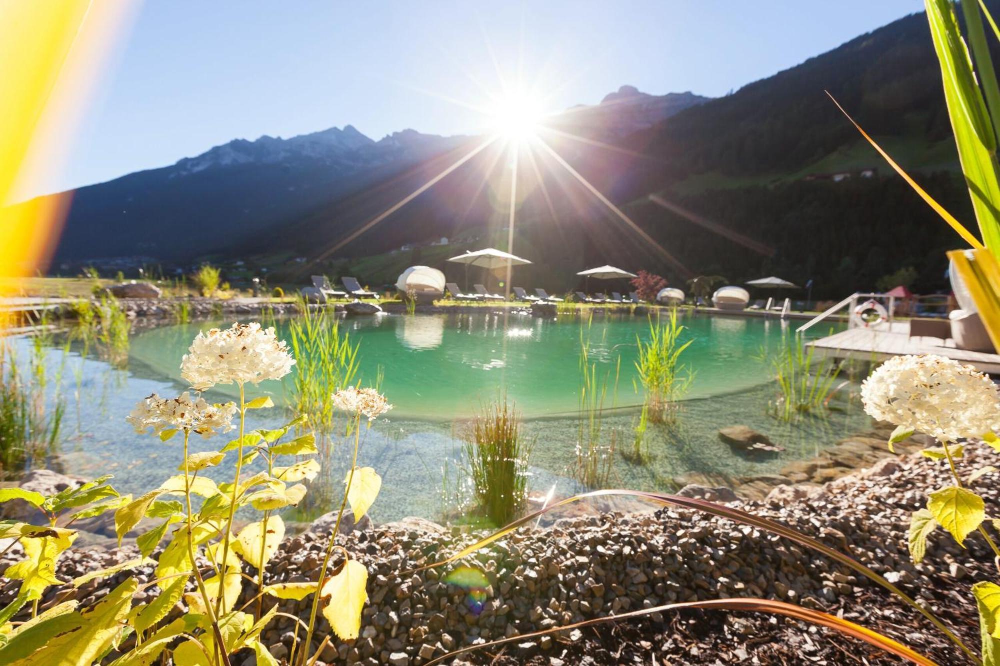 Alpeiner - Nature Resort Tirol Neustift im Stubaital Exteriör bild