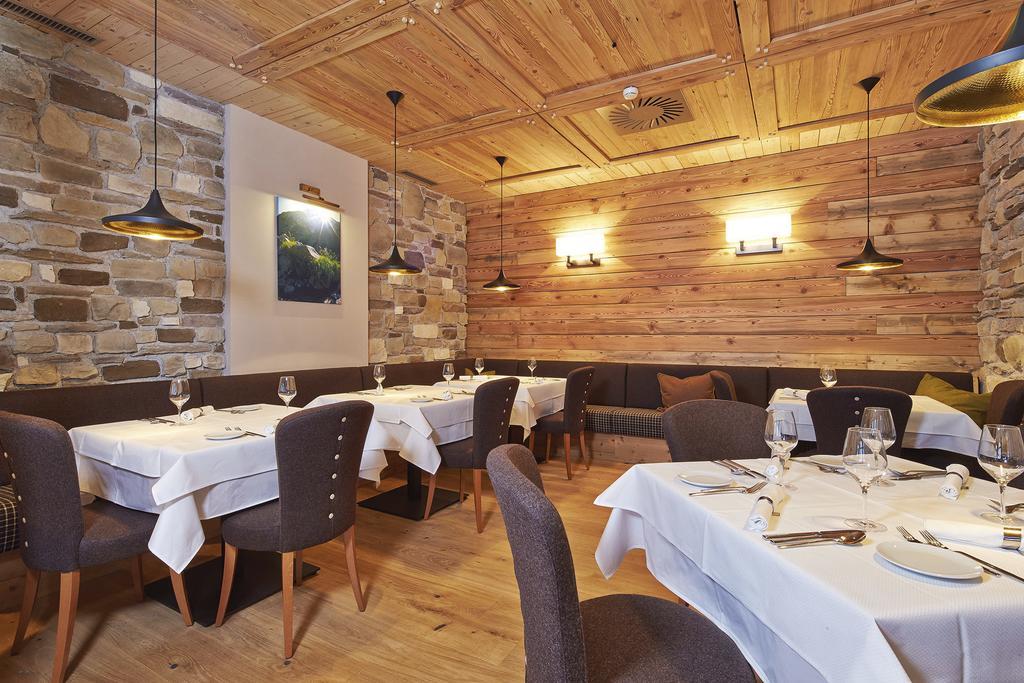 Alpeiner - Nature Resort Tirol Neustift im Stubaital Exteriör bild