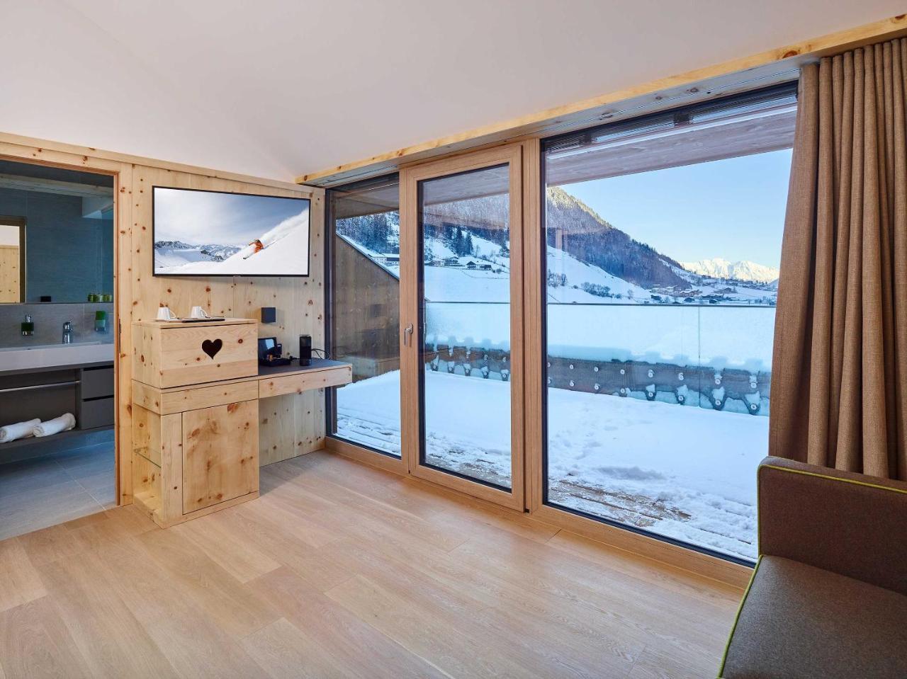 Alpeiner - Nature Resort Tirol Neustift im Stubaital Exteriör bild